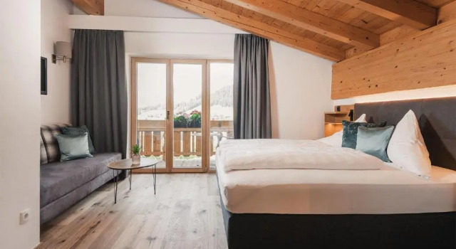 Трёхместный номер Standard с балконом Hotel Garni Hubertushof