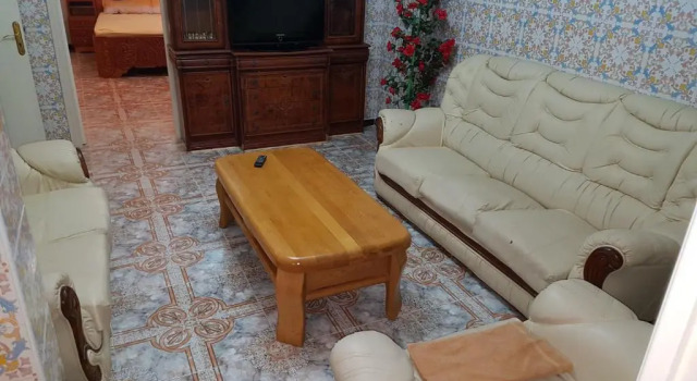 Appartement alhoceima, Rezerwuj Apartament Hotele w Tanger-Tetouan z parkingiem, Parking