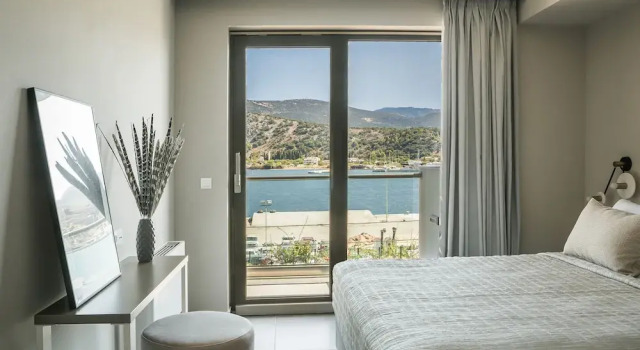 Апартаменты с 2 комнатами с балконом и с видом на море The Twelve Suites Collection