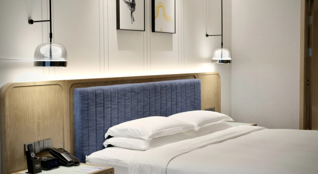 voco Guangzhou Shifu by IHG, Забронировать Отель Отели Гуанчжоу с парковкой, рядом с Буддийский храм Хуалинь, Парковка