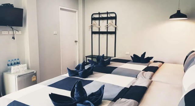 Четырёхместный номер Standard с балконом Evergreen Koh Chang Resort