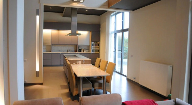 Modern Holiday Home in la Roche-En-Ardenne with Garden, Забронировать Дом для отпуска Ла-Рош-ан-Арден 