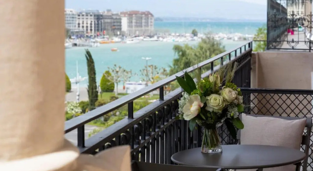 Двухместный номер Classic с балконом Hôtel Longemalle
