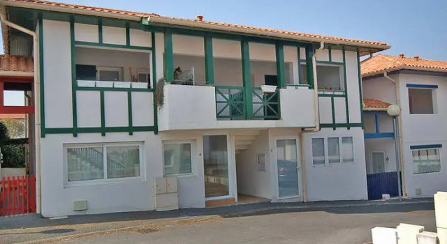 Lissardy Berri - INH 23366, Забронировать Отель Отели Андай с бассейном, рядом с Plage des Deux Jumeaux, Бассейн