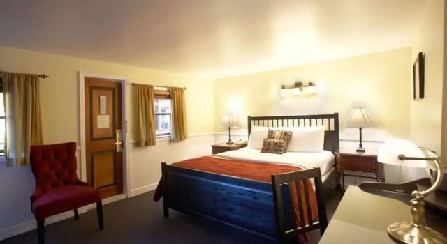 Номер Deluxe Delta King Hotel
