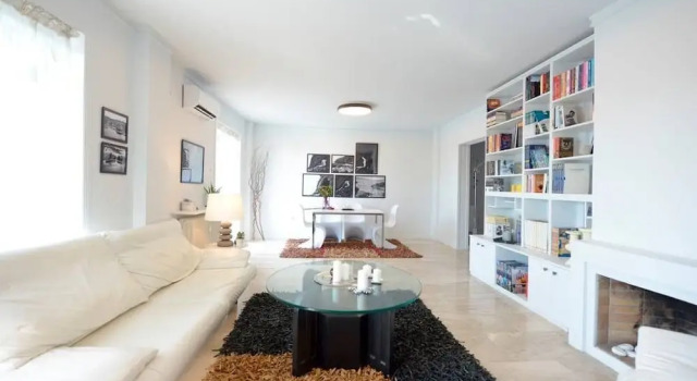 Апартаменты New Superb & Luminous 2 Bedroom Apartment
