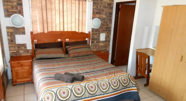 Marloth Park Bush Accommodation, Забронировать Апартаменты/квартира Апартаменты Барбертон, Апартаменты/квартира