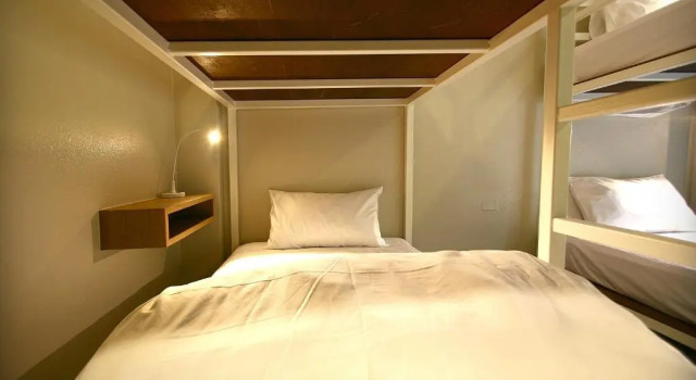 Четырёхместный номер Standard CHERN Bangkok