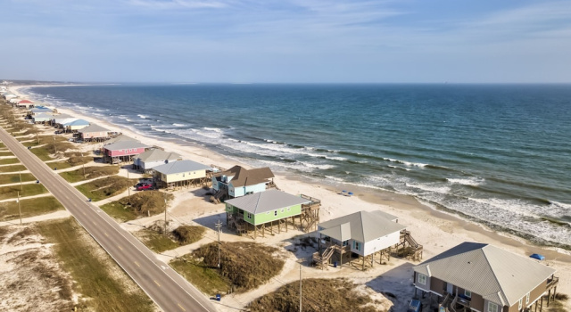 Коттедж Breeze Away - 2525 Bienville Blvd 5 Bedroom Home by RedAwning