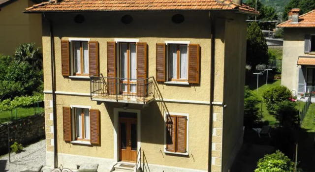 Villa Quiete, Book Villa Villas in Dervio, Villa