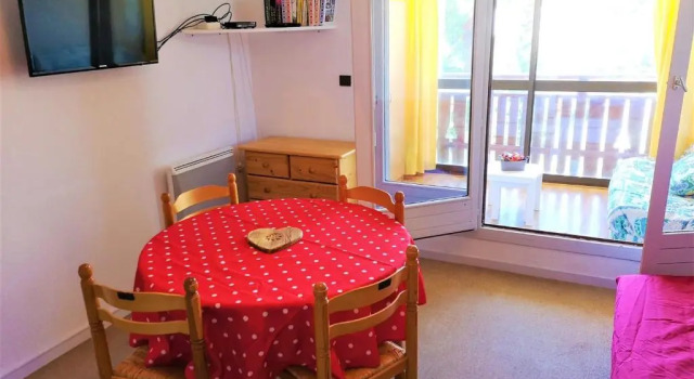 Appartement Le Dévoluy-Agnières-en-Dévoluy, 1 pièce, 6 personnes - FR-1-504-136