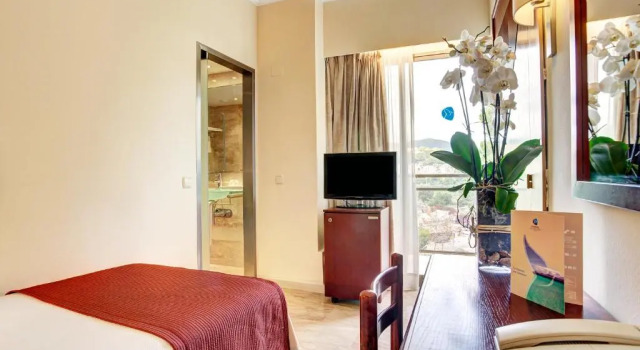 Одноместный номер Standard Grupotel Playa Camp de Mar