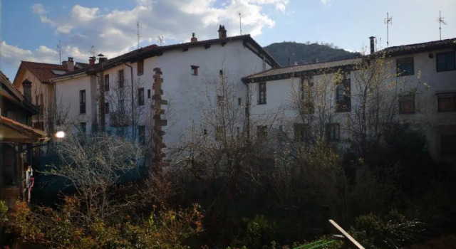 Apartamento GALLARZA con Parking, Prenota Appartamento Hotel a La Rioja con parcheggio, Parcheggio