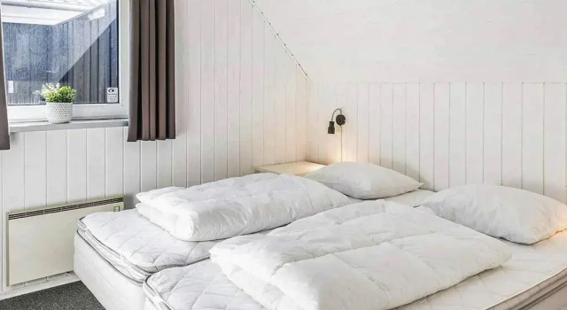 5 Star Holiday Home in Blavand, Book Vacation Home Hotels in Ho with Parking, Parking