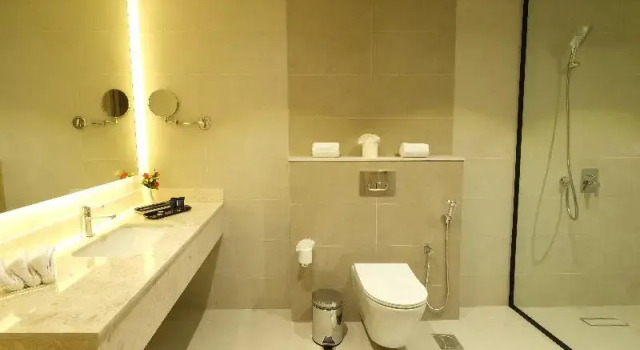 Deluxe Suite Farhan Tower