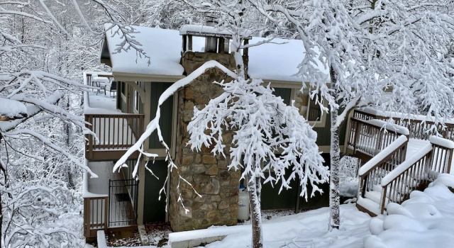 Номер Standard Gatlinburg Views A Unique Cabin Mountain Views Expansive Decks Adjacent To Gatlinburg & Ski Lodge cabin