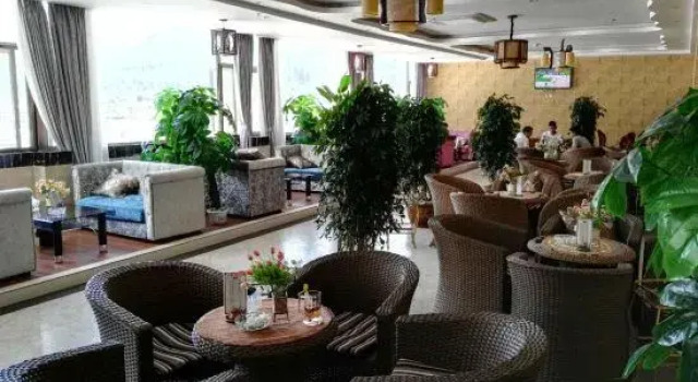 Shanxia Hotel, Varaa Hotelli Bome Tiibet