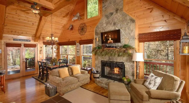 Higher Ground by Escape to Blue Ridge, Buchen Sie Ferienhaus Dial USA