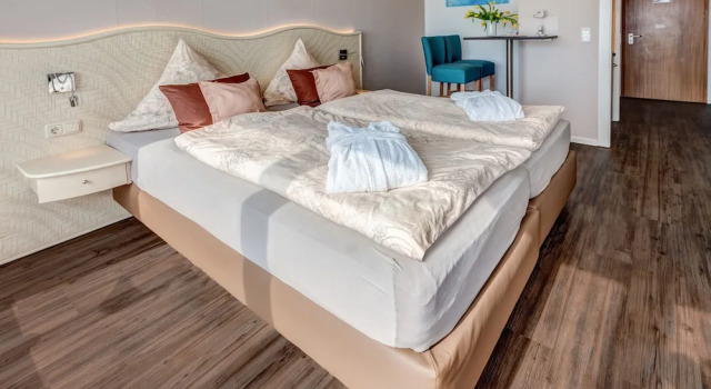 Двухместный номер Economy с балконом и с видом на море Ostsee-Hotel