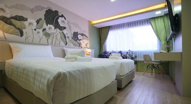 The Qube Fifty Hotel