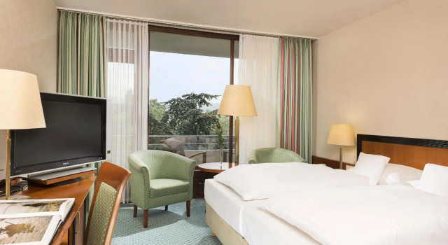 Семейный номер Superior Maritim Hotel Bad Salzuflen