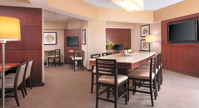 Клубный номер Standard Отель Dolce by Wyndham Parsippany
