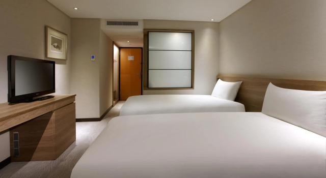 Двухместный номер Business Royal Inn Taipei Nanxi - MRT Zhongshan Station
