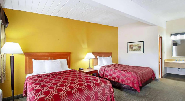 Standard Neljän hengen huone La Quinta Inn Appleton Fox River Mall Area