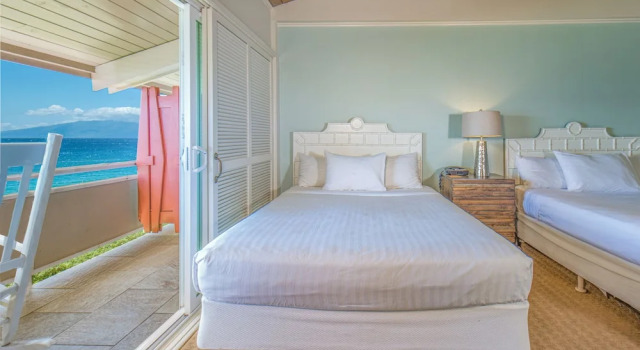 Четырёхместный номер Standard oceanfront Kaanapali Ocean Inn