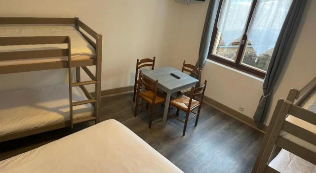 Hotel Restaurant LEscale, Prenota Hotel Hotel a Aquitania con colazione, Colazione