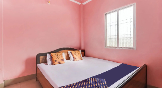SPOT ON 82365 Red Rose Hotel, Book Hotel Dhanbad Jharkhand