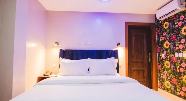 Люкс Executive c 1 комнатой White Stones Hotel