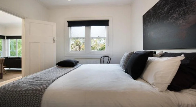 Annecy House, Book Hotel Daylesford 
