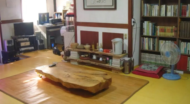 Gyeongju sum guesthouse, Забронировать Отель Отели провинции Кёнсан-Пукто с парковкой, Парковка