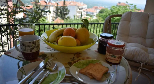 Small apartment, great view!, Book Apartment  
