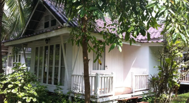 Young Coconut Garden Home Resort, Rezervovat Lázně / Resort Levné hotely v Samut Songkhram