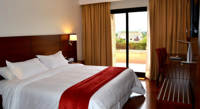 Neper Hotel, Забронировать Отель Отели Кордовы 3 звезды, 3*