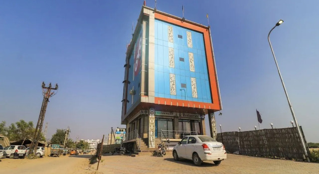 OYO 24615 Hotel Shivam Palace, Забронировать Отель Отели штата Раджастхана с завтраком, Завтраки