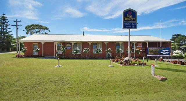Семейный люкс с 2 комнатами Whalers Rest Motor Inn