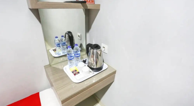 Wisma Kebon Kacang 9 by OYO Rooms, Buchen Sie Hotel SPA-Hotels in Jakarta, in der Nähe von Jakarta Textile Museum, SPA