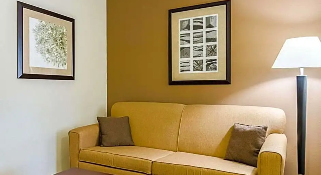 Двухместный люкс Superior Comfort Inn & Suites Lawrence - University Area