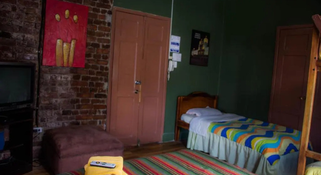 Номер Standard Blue House Youth Hostel