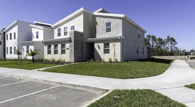4569tb NON Renting 09/13/2021 -storey Lake