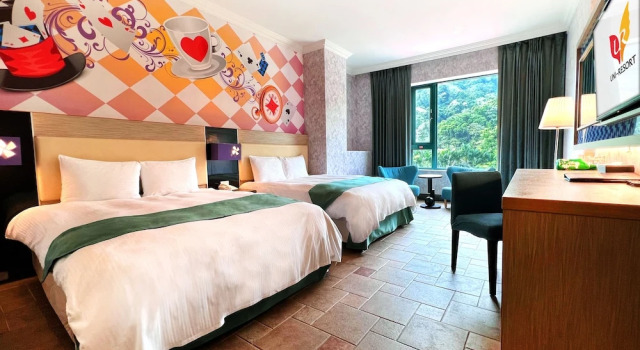 Четырёхместный семейный номер Standard Uni-Resort Mawutu