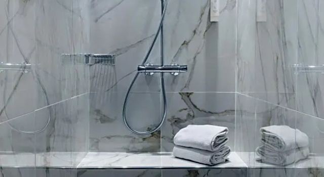 Четырёхместный номер Deluxe Best Western Plus Hôtel Brice Garden Nice