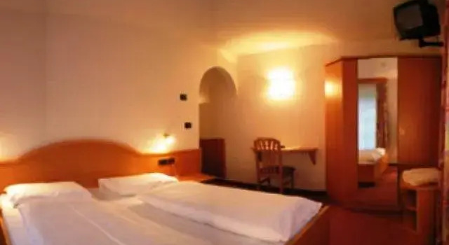 Residence Hotellino, Забронировать Гостевой дом Вальдаора-ди-Сопра План-де-Коронес, рядом с Подъемник Лоренци