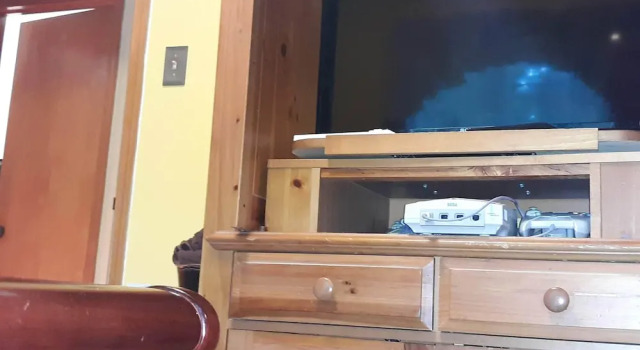 Номер Economy A house full of steel balls and games
