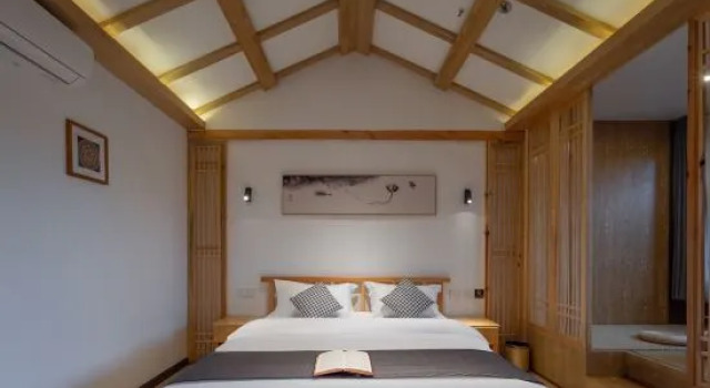 Люкс Premier Qinghuandu Jianfa Inn (Lijiang Ancient City Mufu Branch)