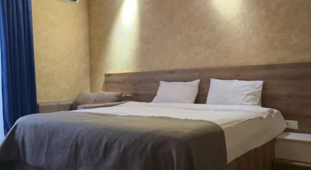 Двухместный номер Economy с балконом Отель Nutsa in old Tbilisi