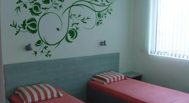 Family Hotel Avalon, Забронировать Отель Отели Побережья Варны с парковкой, Парковка